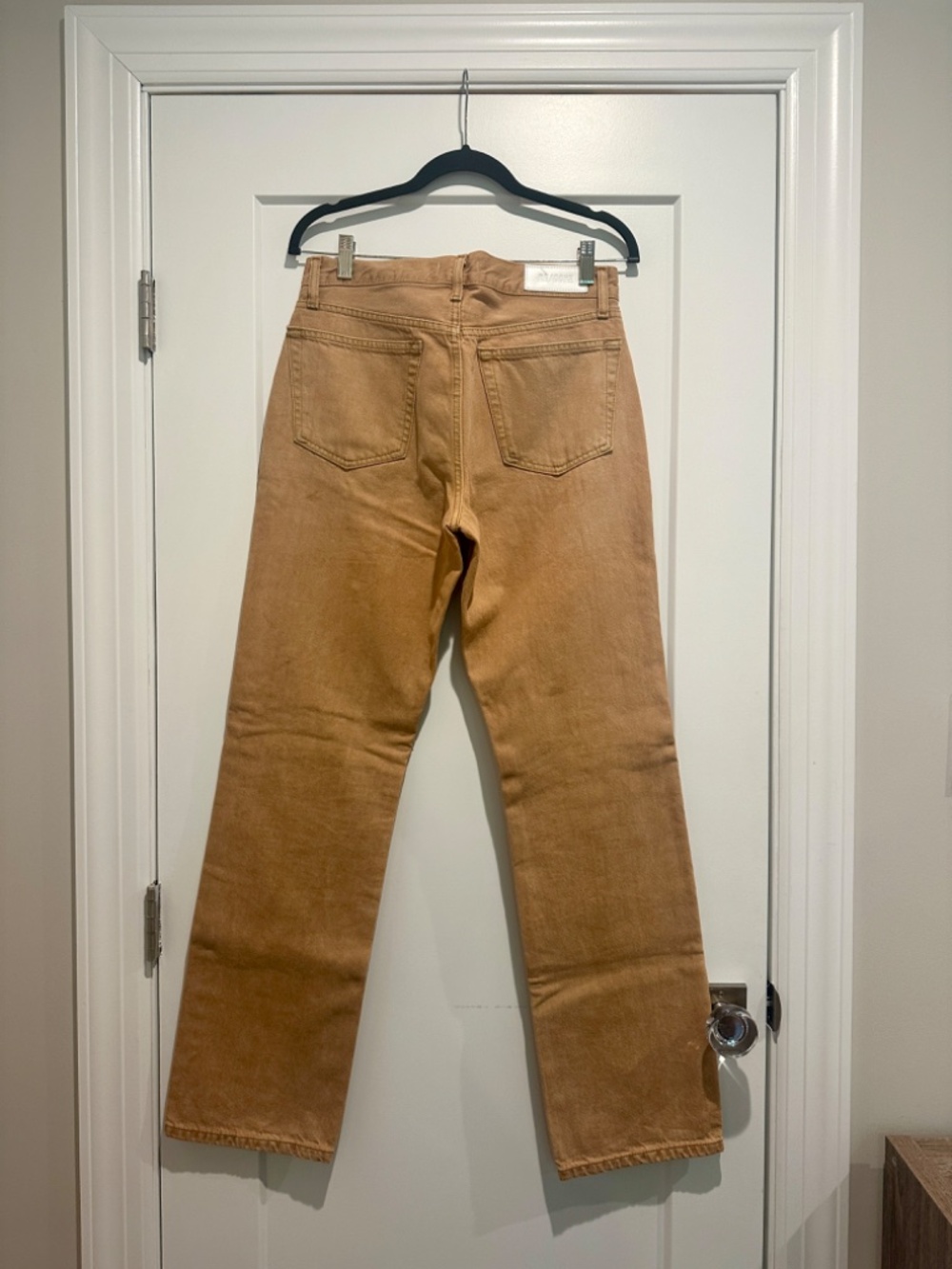 RE/DONE Easy Straight Jeans in Western Desert Sand - Picture 3 of 7